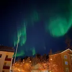 Valoisa Laehellae Ydinkeskustaa Lägenhet